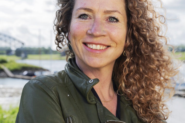 Van Sturen naar Stromen — Ontdek jouw Stroomkompas™️ door Leonie Braskamp, organisatiepsycholoog & spreker